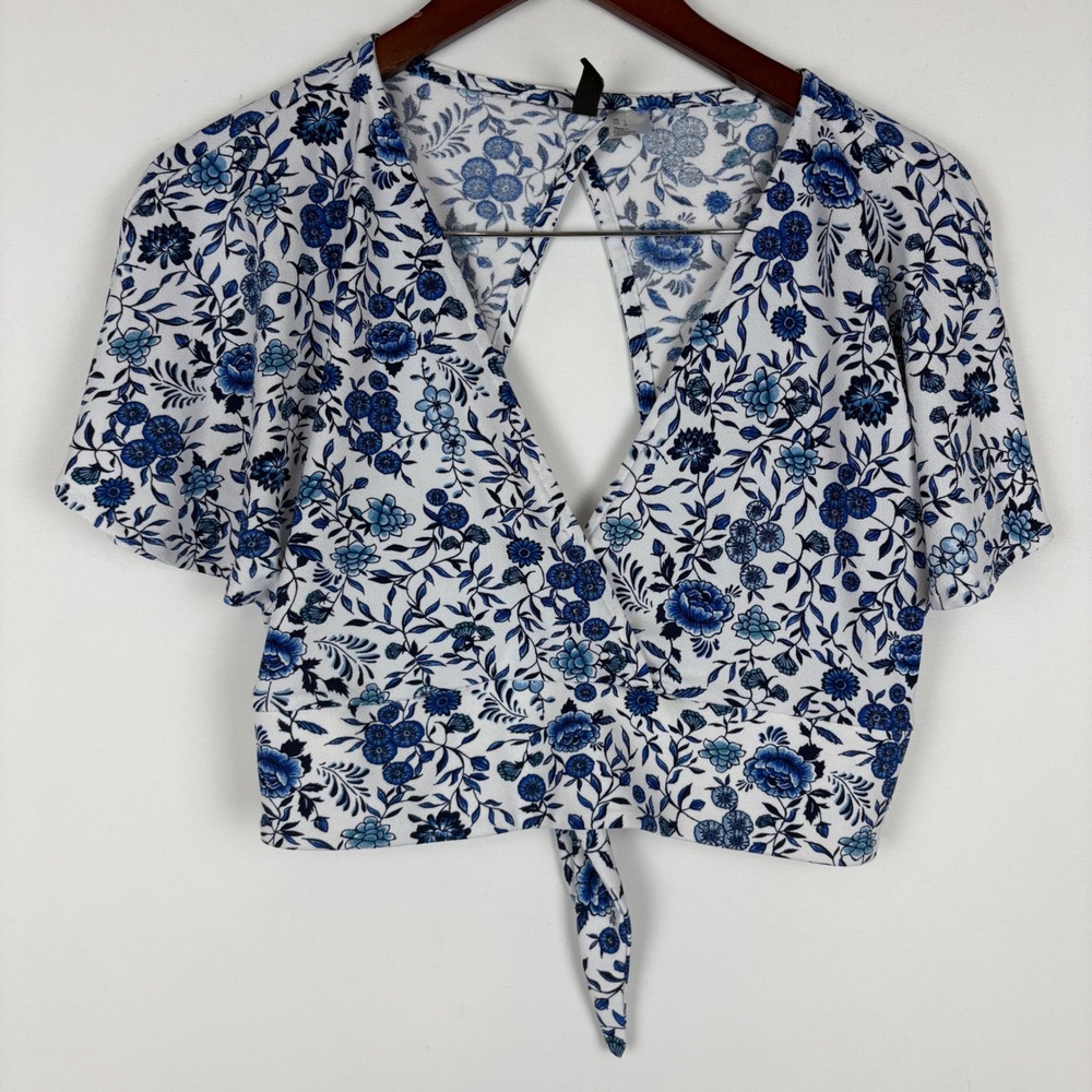 H&M Divided Floral Crop‎ Top Tie Back
